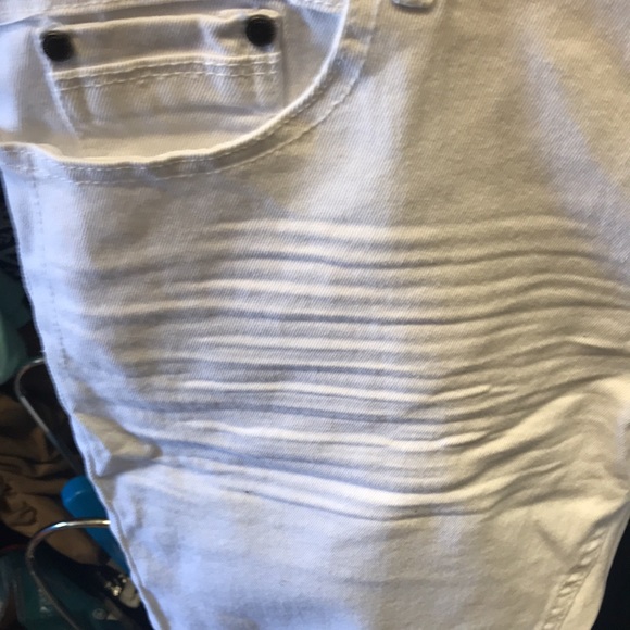 Steve’s Jeans - Picture 9 of 10